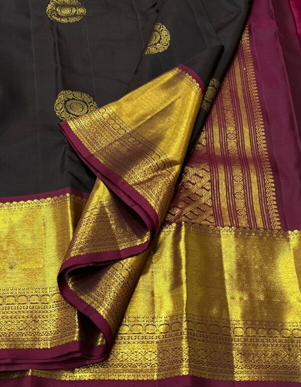 Kanjivaram Silk Saree in Black and Maroon Red