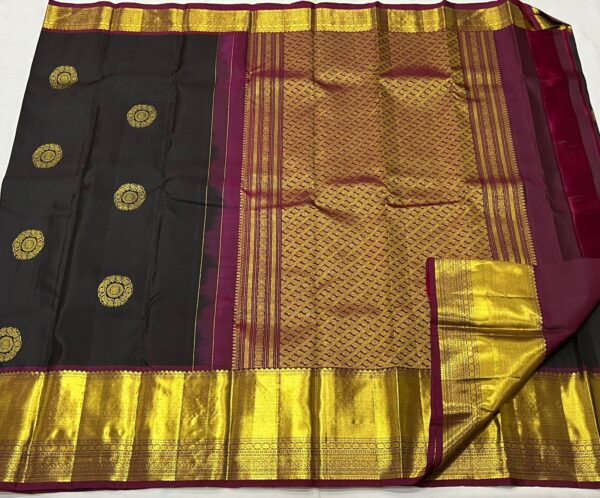 Kanjivaram Silk Saree in Black and Maroon Red