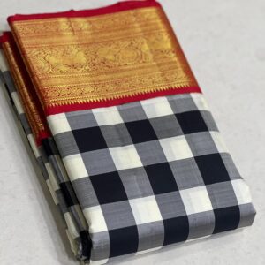 checked kanchipuram silk saree