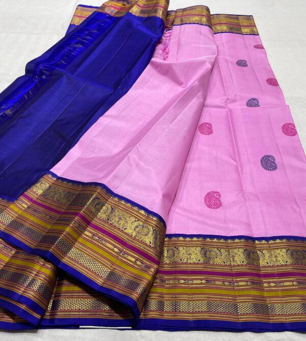 Pink Kanjivaram saree with Blue Contrast In Traditional Border