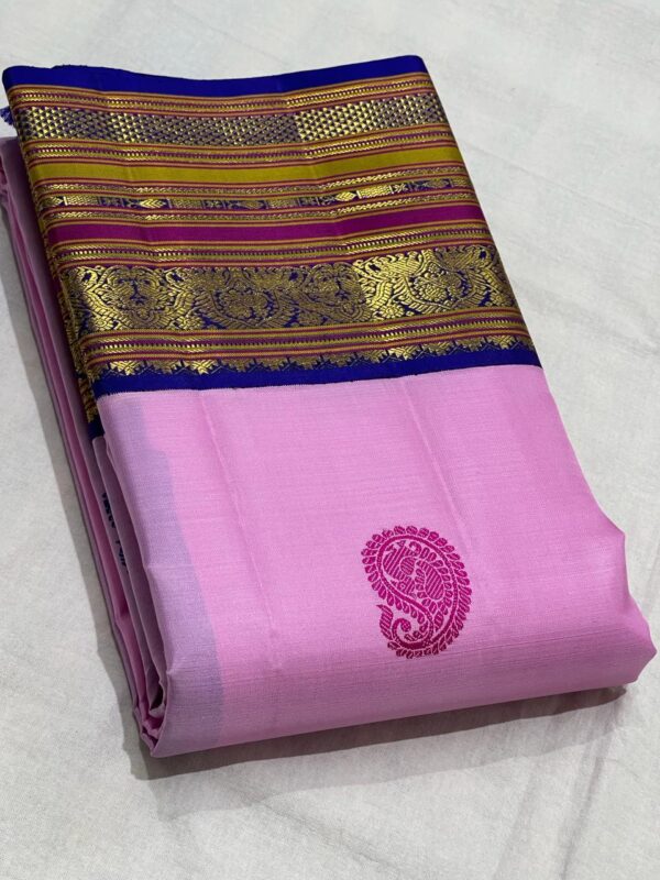 Pink Kanjivaram saree with Ink Blue Contrast In Traditional Border