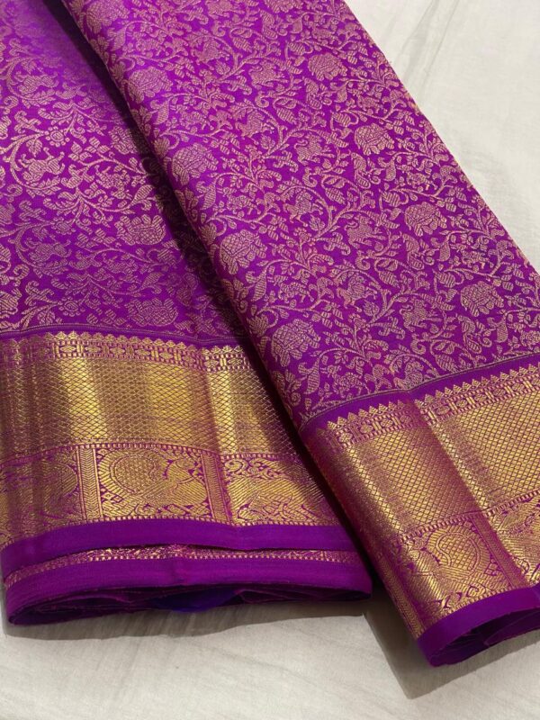 Small Border Purple Kanjivaram silk saree