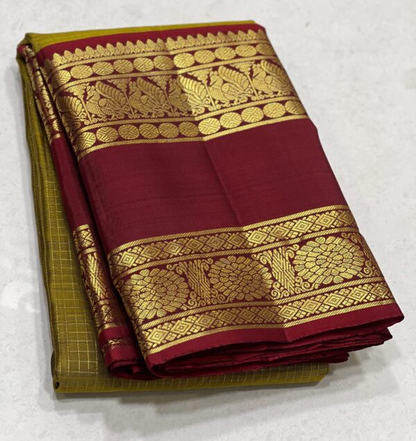 Kanchipuram Silk Sarees In Mehndi Green & Maroon Red