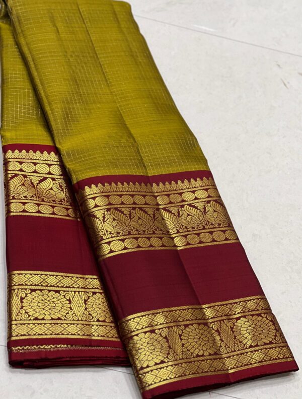 Kanchipuram Silk Sarees In Mehndi Green & Maroon Red