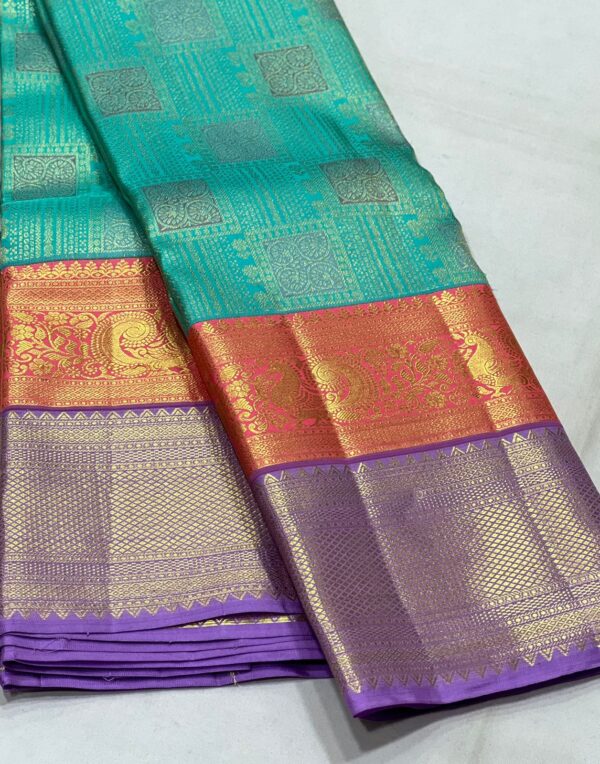 Kanchipuram Silk Saree in Turquoise with Dual-Color Border