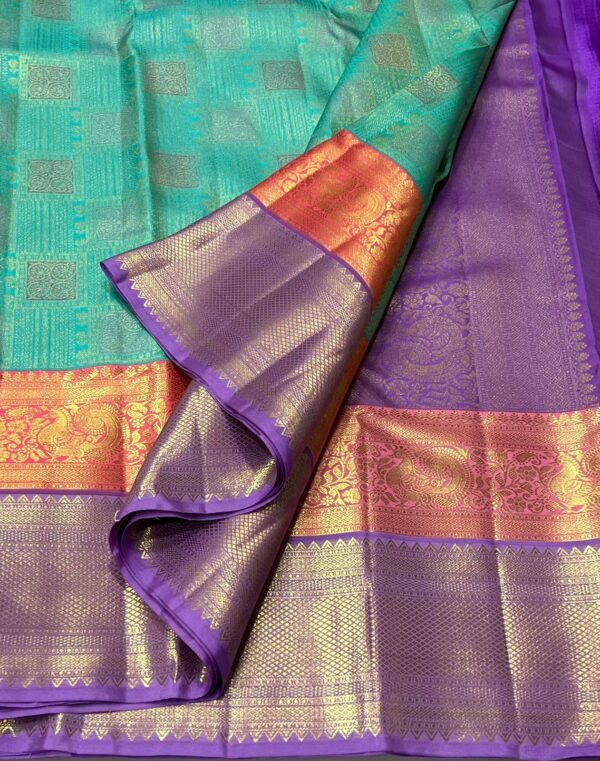 Kanchipuram Silk Saree in Turquoise with Dual-Color Border