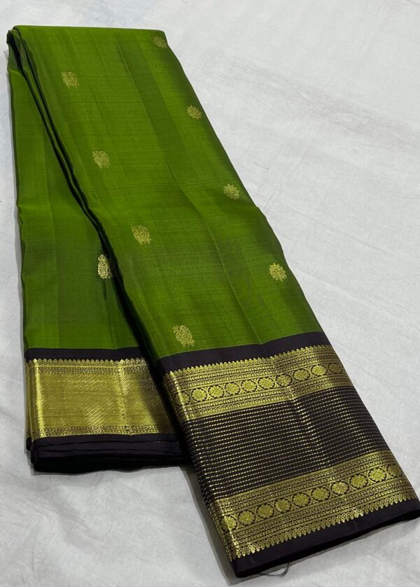 Leaf Green Kanjivaram Silk Saree with Black Border