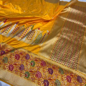 Banarasi Pure katan silk saree with meenakari border