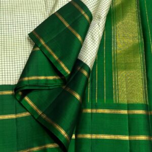 Kanjivaram Silk Saree in Light Pista Green with Leaf Green Border