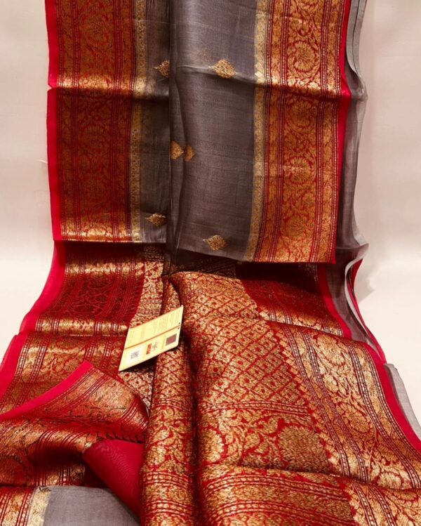 Beautiful pure light weight Banarasi Organza Silk Saree in Gray With Red