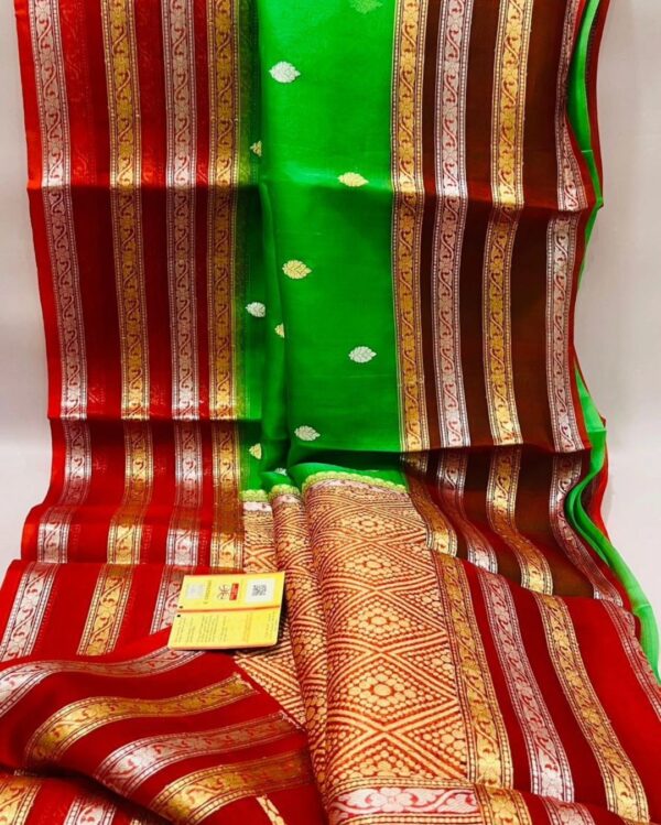 Beautiful pure light weight Banarasi Organza Silk Saree In Parrot Green With Red