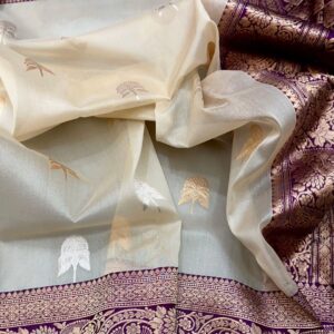 Beautiful Banarasi Kora silk Saree In Parrot Green With Blue