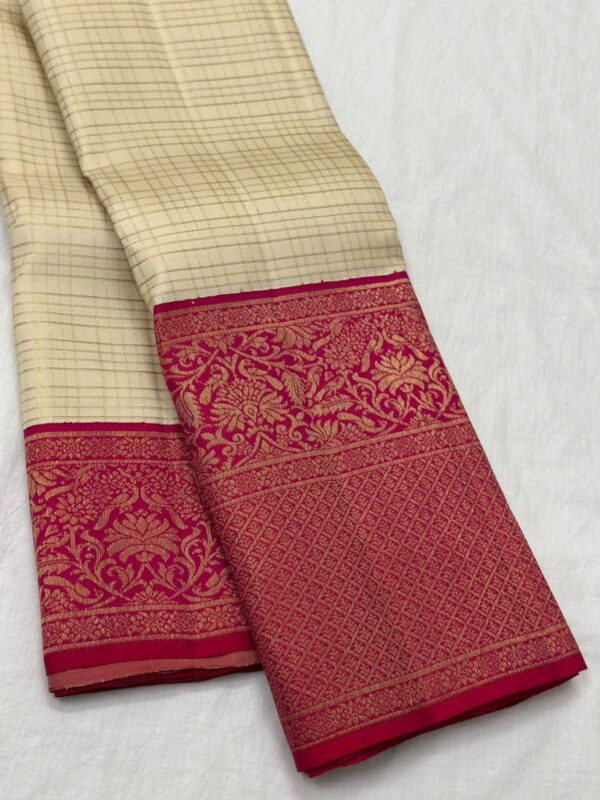 Cream and Magenta Kanjivaram Silk Saree