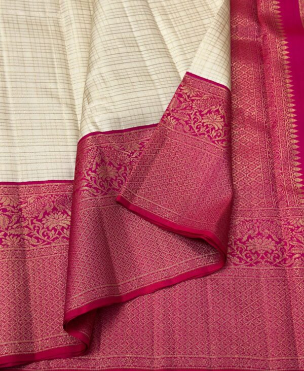 Cream and Magenta Kanjivaram Silk Saree