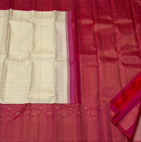 Cream and Magenta Kanjivaram Silk Saree