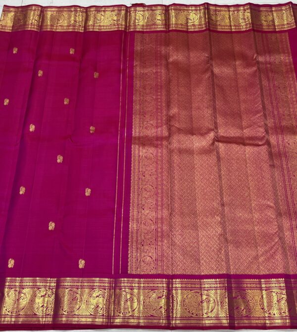 Rani Pink Kanjivaram SIlk Saree In Small Border