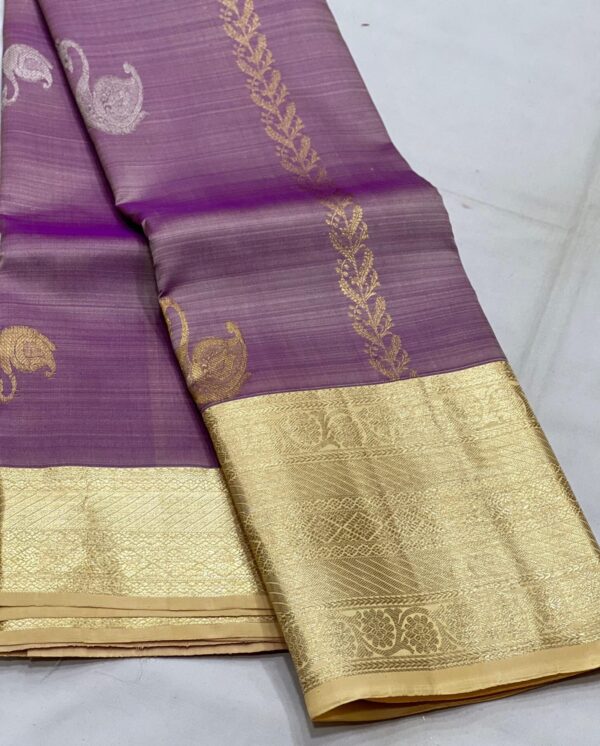 Kanjivaram Silk Saree in Light Lavender with Cream and Gold Zari Brocade