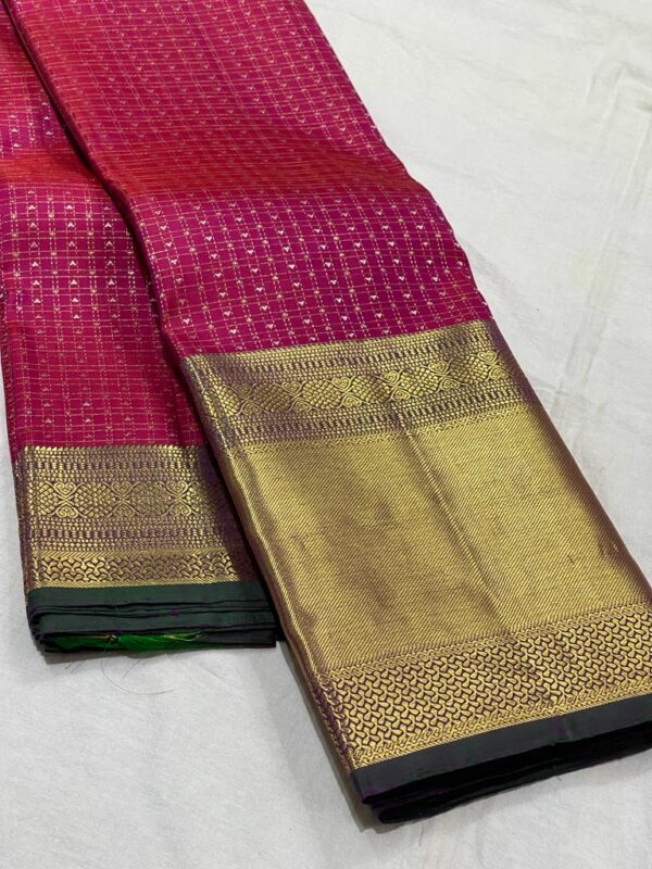 Kanjivaram Silk Saree in Peppermint and Green with Gold Zari