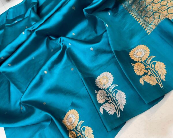 Beautiful Pure Banarasi Mango silk sarees In Blue