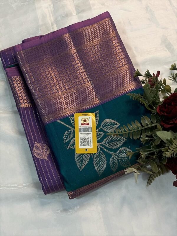 Kanchipurama Silk saree In Lavender With Peacock Blue