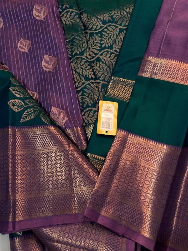 Kanchipurama Silk saree In Lavender With Peacock Blue