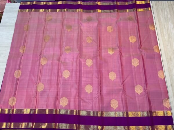 Retta Patta Border Kanchipuram Silk Saree In Lavender With Purple