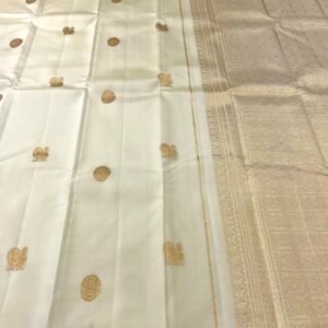 BoderLeass Kanchipuram Silk Saree In Cream