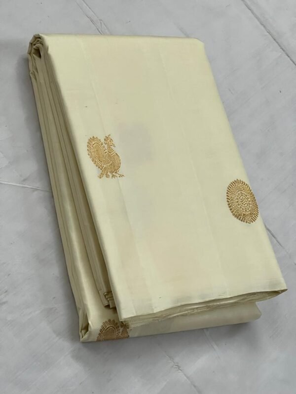 BoderLeass Kanchipuram Silk Saree In Cream