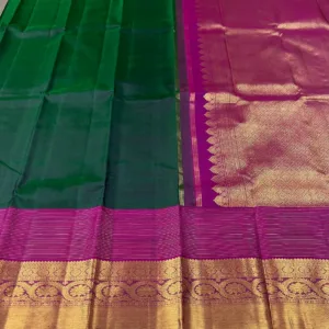 Plain Kanchipuram Silk Saree In Green With Pink
