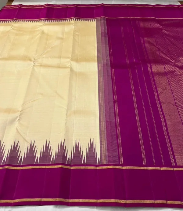 Korvai Kanchipuram silk Saree In Cream With Purple