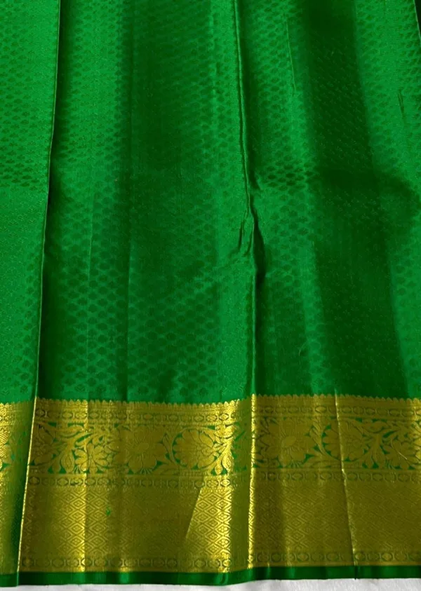 Mango Yellow Kanchipuram silk Saree In Green Edge