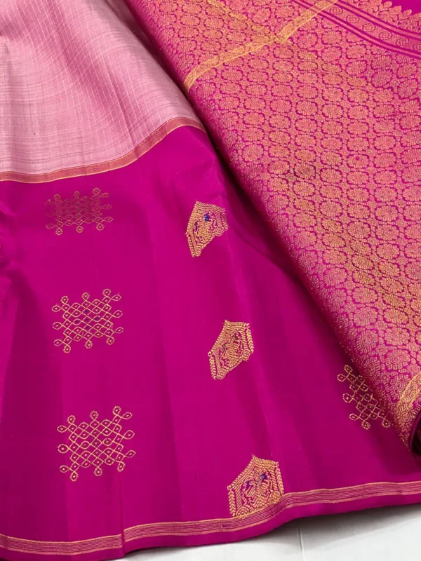 Kanchipuram silk Saree In Baby With Rani Pink
