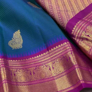 Kanchipuram Silk Saree In Peacock Blue With Dark Pink
