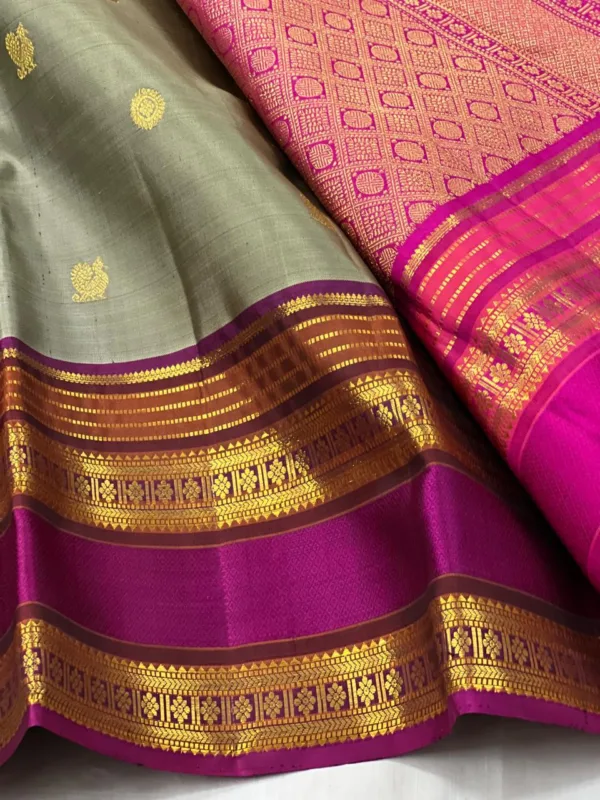 Kanchipuram Silk Saree In Beige With Purple