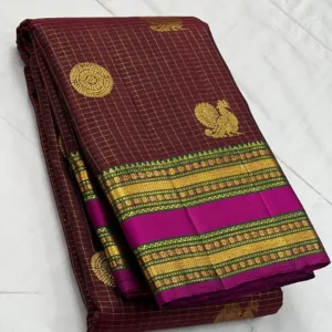 Kanchipuram Silk Saree In Maroon With Pink