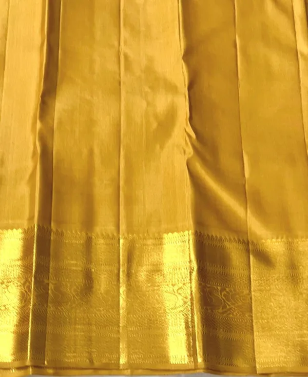 Gold Kanchipuram Silk Saree For Wedding