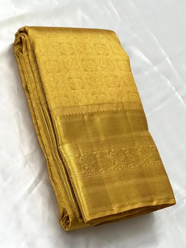 Gold Kanchipuram Silk Saree For Wedding