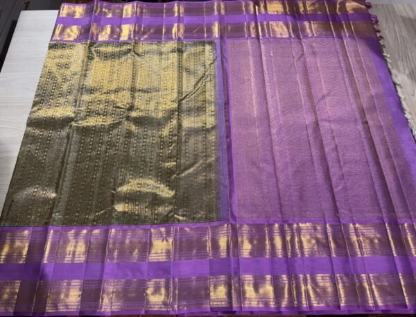 Kanchipuram Silk Saree In Green With Lavender
