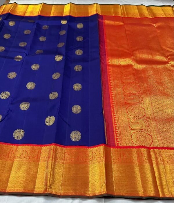 Kanchipuram Silk Saree In Royal Blue With Red