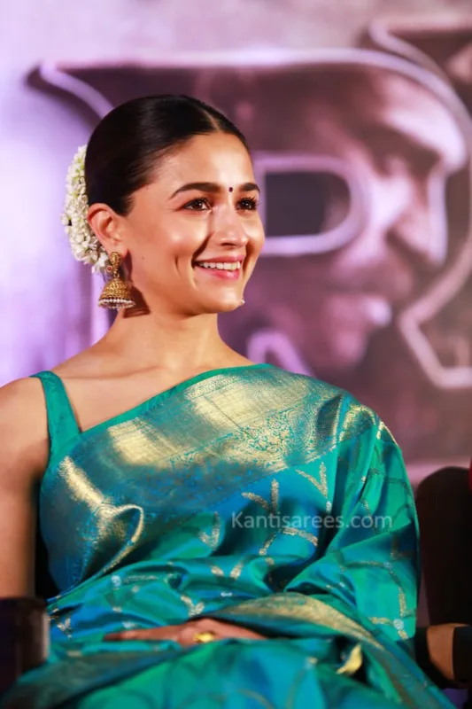 Draped in Tradition: Alia Bhatt in Kanjivaram Saree Steals the Spotlight at RRR Promotions 6 Alia Bhatt in Kanjivaram Saree