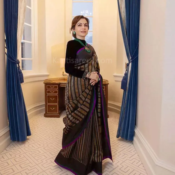 Regal Elegance: Nita Ambani in Kanjivaram Saree Turns Heads at Trump’s Swearing-In Ceremony 2 Nita Ambani in Kanjivaram saree