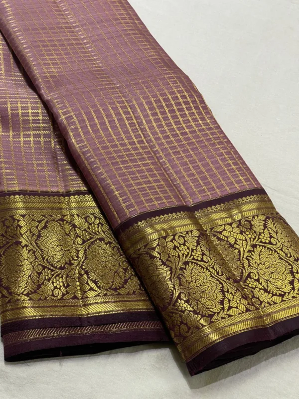 Kanchipuram Silk Saree In Lavender With Coffee Brown
