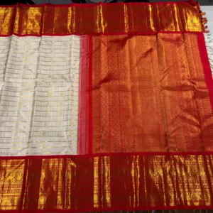 Muhurtham Kanchipuram Silk Saree In White with Red