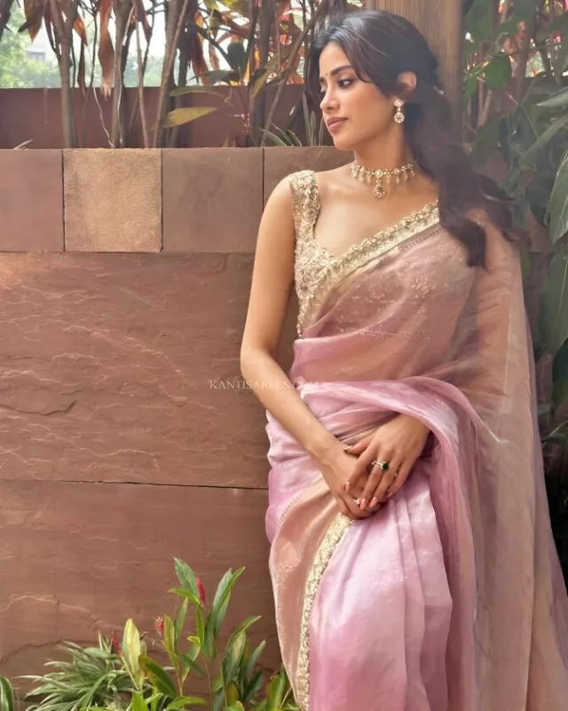Janvi Kapoor in Chanderi Tissue Silk Saree 