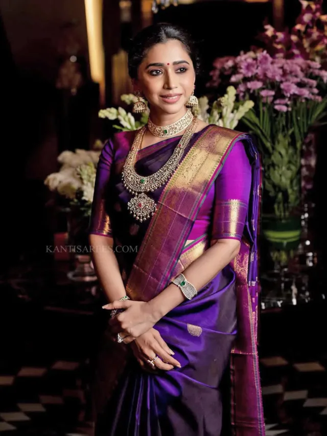 Aarti Ravi in Kanjivaram Silk Saree Stuns in Indigo