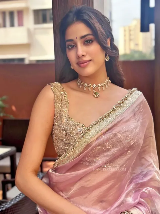 Pastel Perfection: Janvi Kapoor in Chanderi Tissue Silk Saree