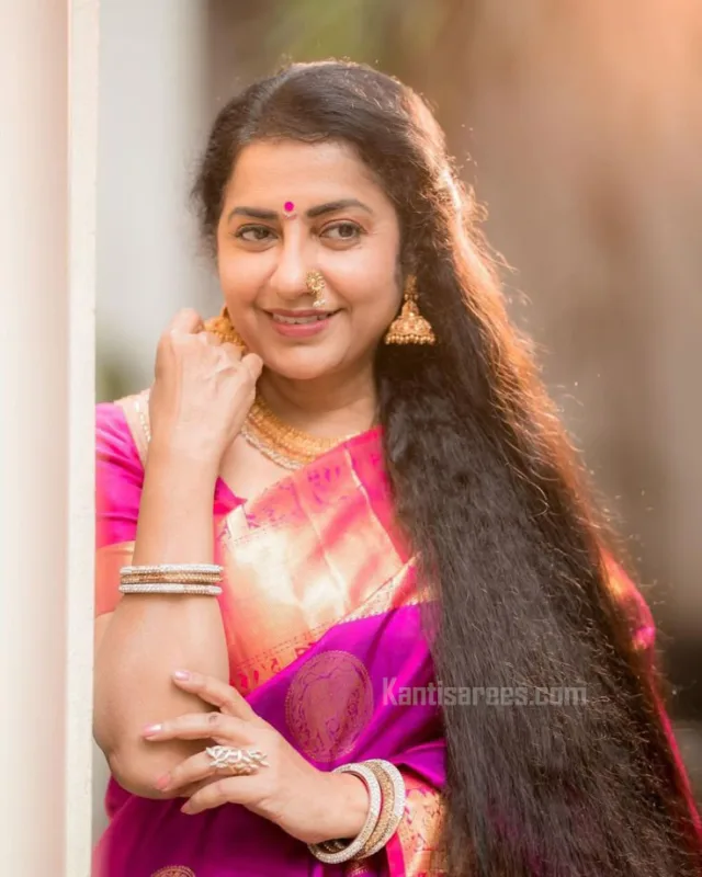 Suhasini in Kanjivaram Silk Saree: A Mesmerizing Blend of Grace and Tradition 5 Suhasini in Kanjivaram Silk Saree