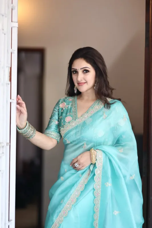 Sridevi Vijaykumar in Organza Silk Saree: A Turquoise Blue Dream Woven with Modern Elegance 4 Sridevi Vijaykumar