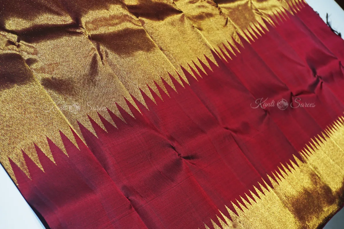 Rekhaji’s rising border kanjivaram saree