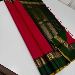 Chilli Red Kanjivaram Silk Saree with Green Korvai Border 2 Chilli Red Kanjivaram